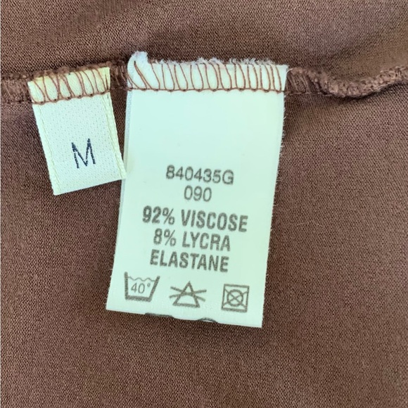 Beautifully embroidered V neck brown viscose top half sleeves size M - Picture 5 of 6